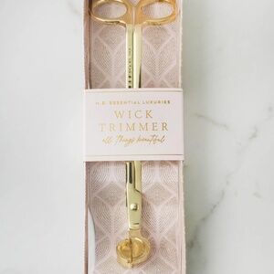 NIB M.E. Essential Luxuries Wick Trimmer - Gold